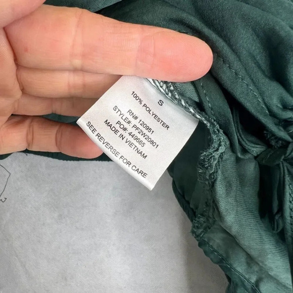 Pink Rose NWT Evergreen Long Sleeve Vneck Drawstring Pull Front Size Small - Picture 7 of 9